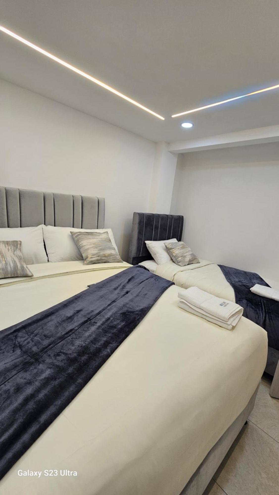 Hotel West Inn โบโกตา ภายนอก รูปภาพ