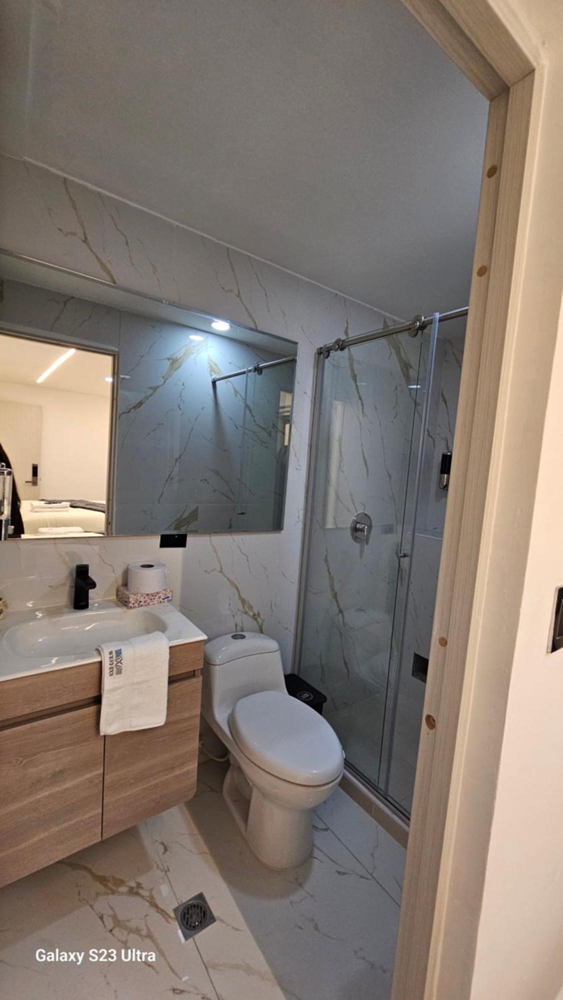 Hotel West Inn โบโกตา ภายนอก รูปภาพ